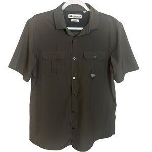 Tallwoods Premium Lifestyle Men’s Medium Button Shirt Green short sleeve fish